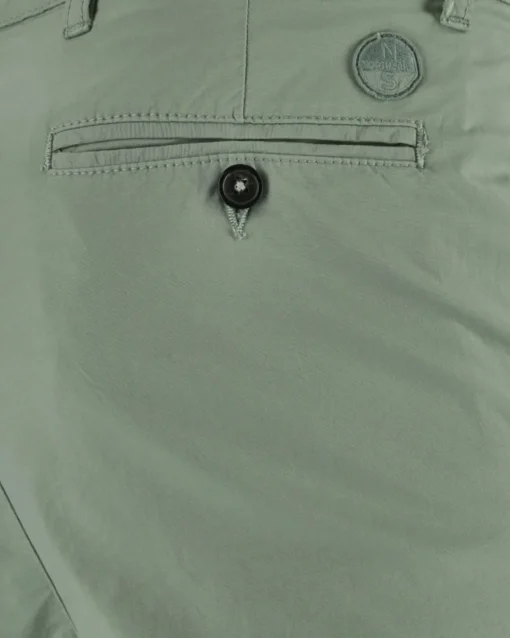 BERMUDAS VERDE CLARO NORTH SAILS