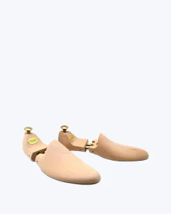 HORMAS CROCKETT & JONES